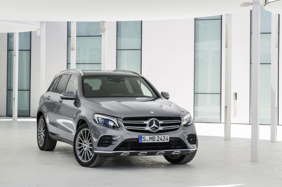  Mercedes-Benz GLC350 e 4Matic 2015 года  (фото 25 из 30)
